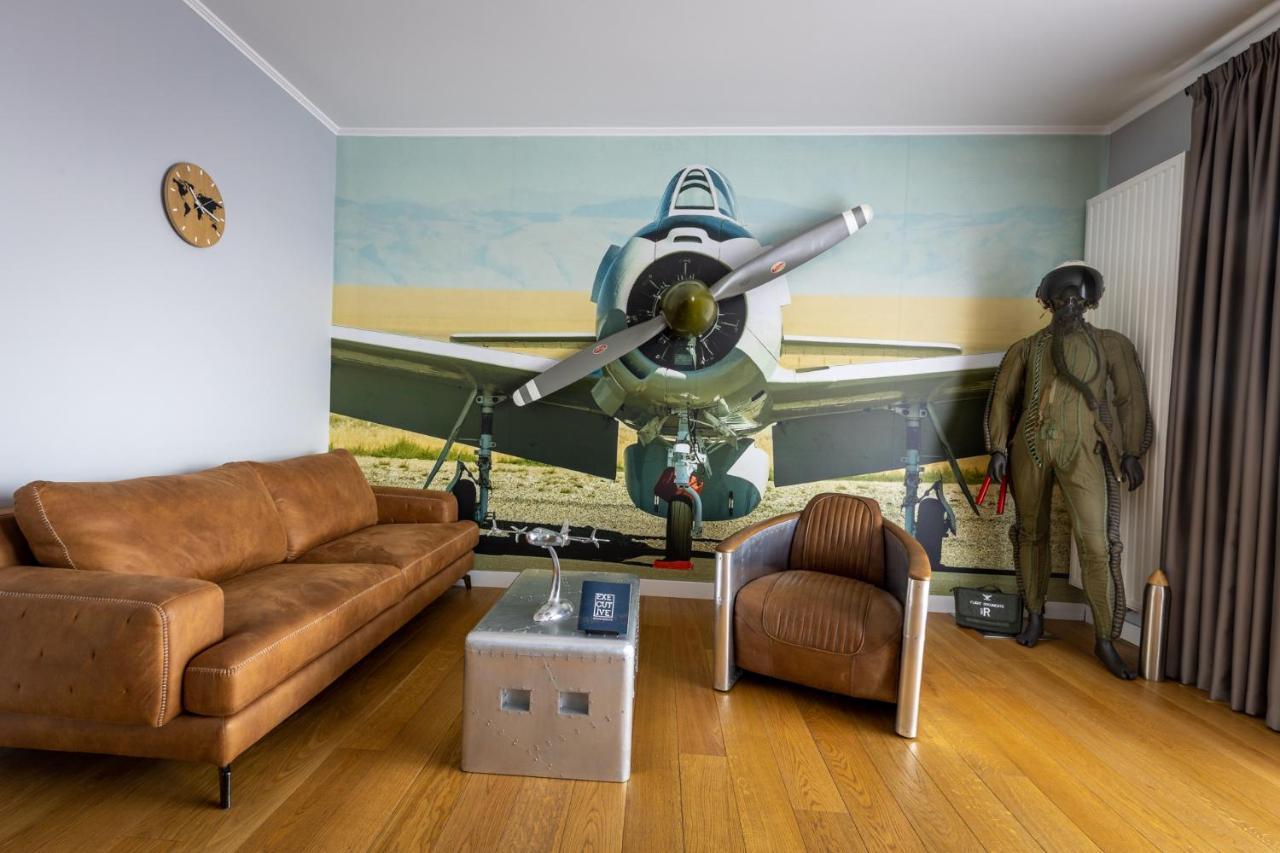 קלוז'-נאפוקה The Aviator Apartment - Jacuzzi & Panoramic View מראה חיצוני תמונה